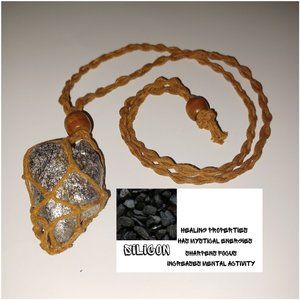 META MINERALS SILICONE NECKLACE